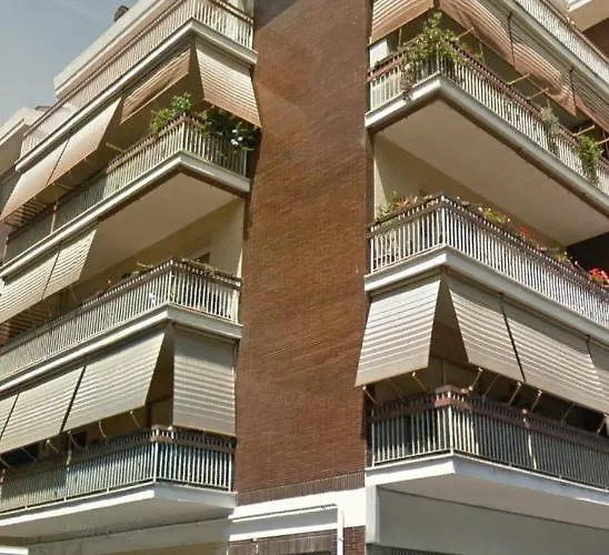 The Center Apartment